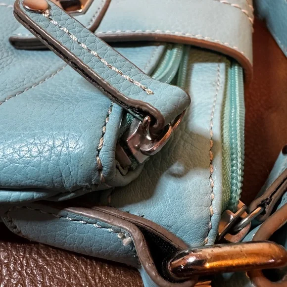 Tignanello Tiffany Blue Leather Crossbody Bag - Picture 8 of 9